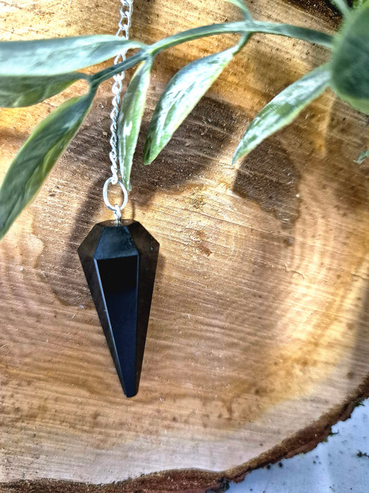 Pendule en tourmaline